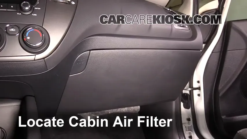 2017 Kia Forte LX 2.0L 4 Cyl. Filtro de aire (interior) Cambio